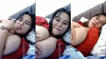 Bokep Live Acha Tobrut Baju Merah Show VIP Room